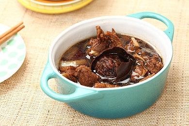 《原神》菈乌玛宣传图遭苹果商店和谐：加布料